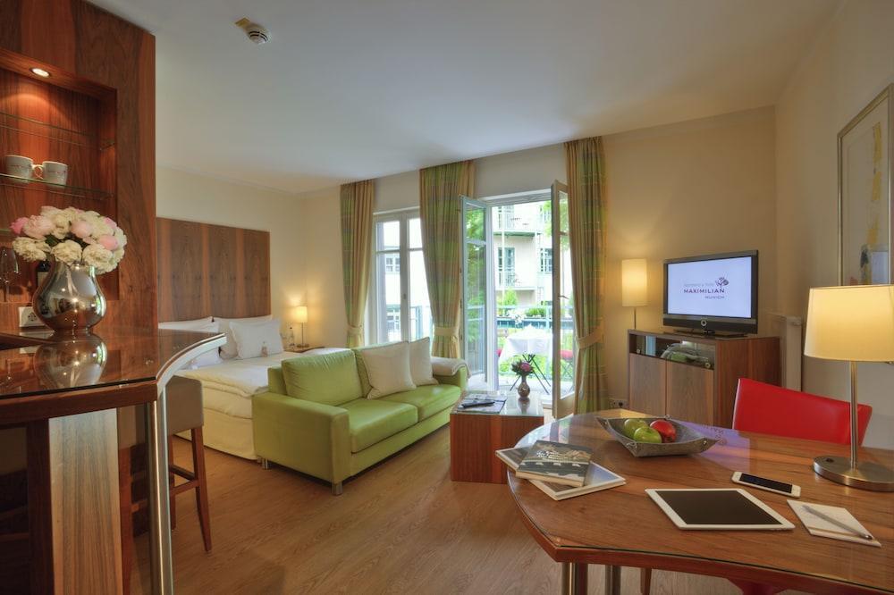 Maximilian & Hotel 4*